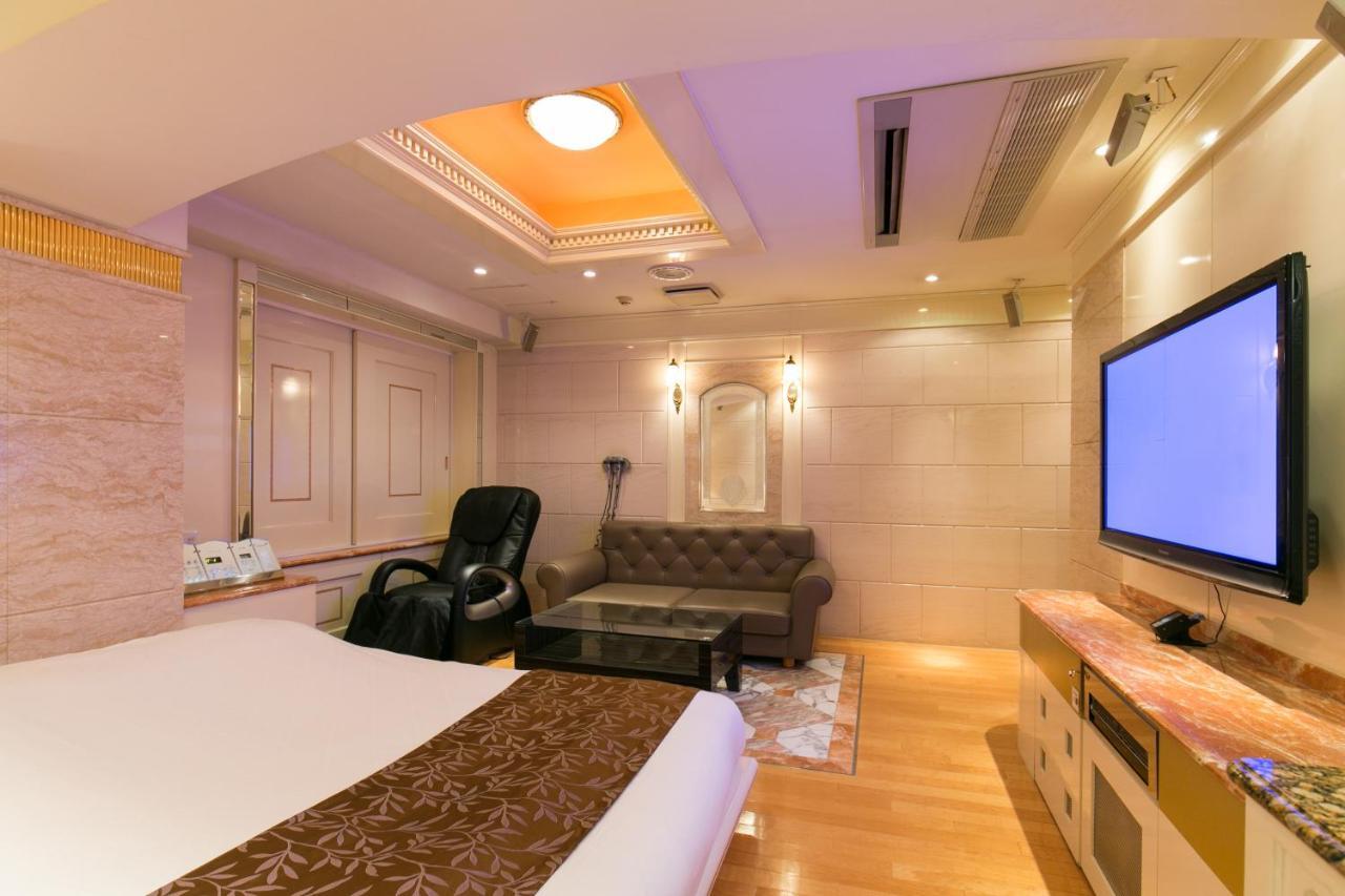Hotel D-Wave Shinjuku（Adult Only) Tokyo Esterno foto