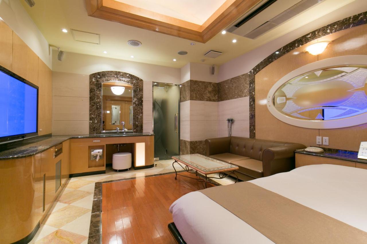 Hotel D-Wave Shinjuku（Adult Only) Tokyo Esterno foto