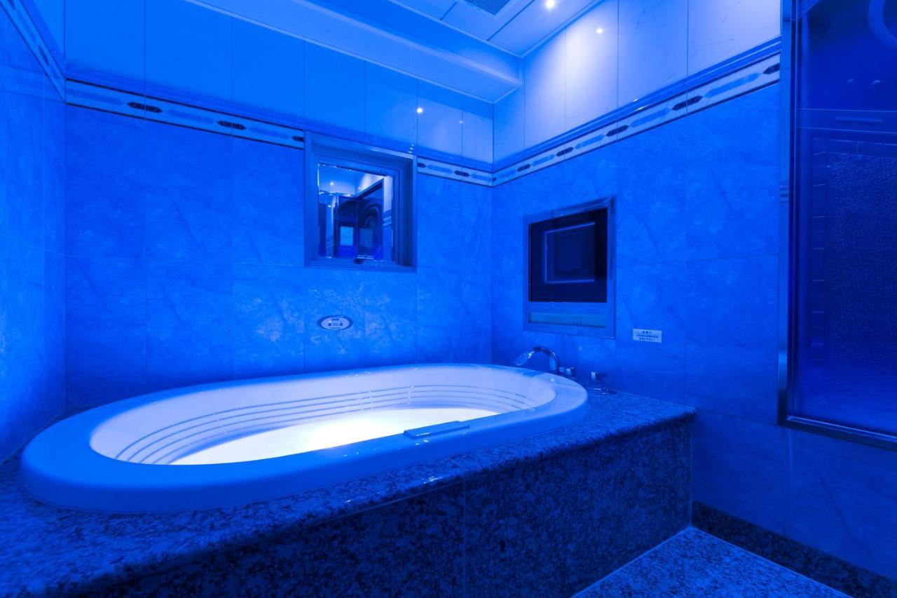Hotel D-Wave Shinjuku（Adult Only) Tokyo Esterno foto